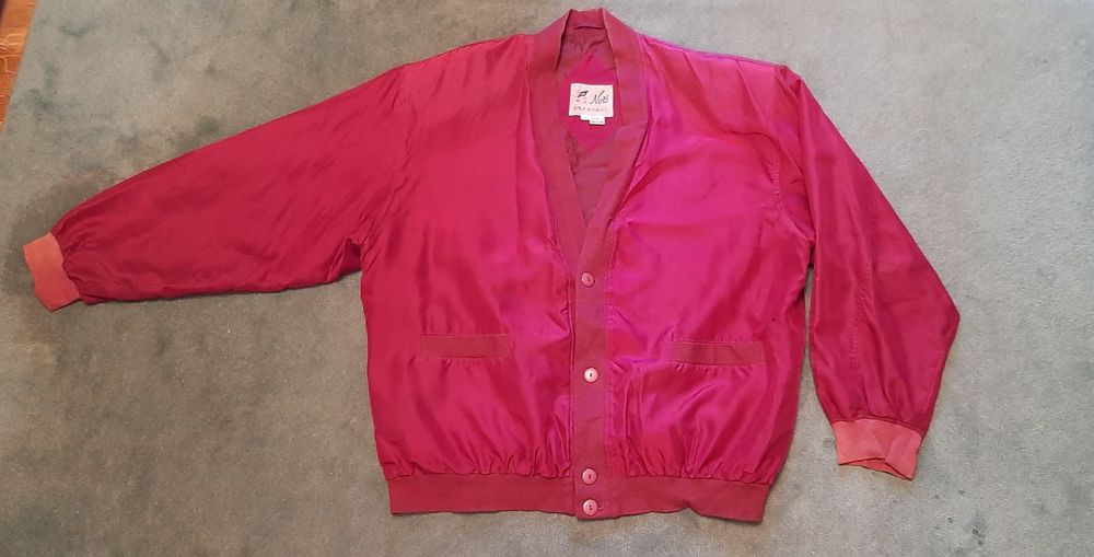 Куртка бомбер ветровка шелк размер 54-56.