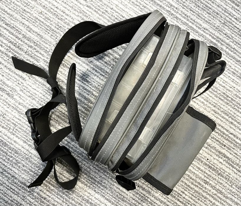 Pas biodrowy Savage Gear z zestawem pudełek na przynęty spiningowe