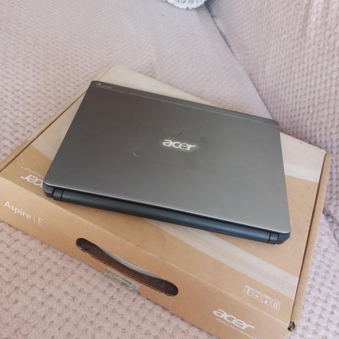 Laptop Acer Aspire 3810TZ