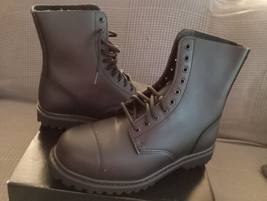 Botas Brandit Em Pele