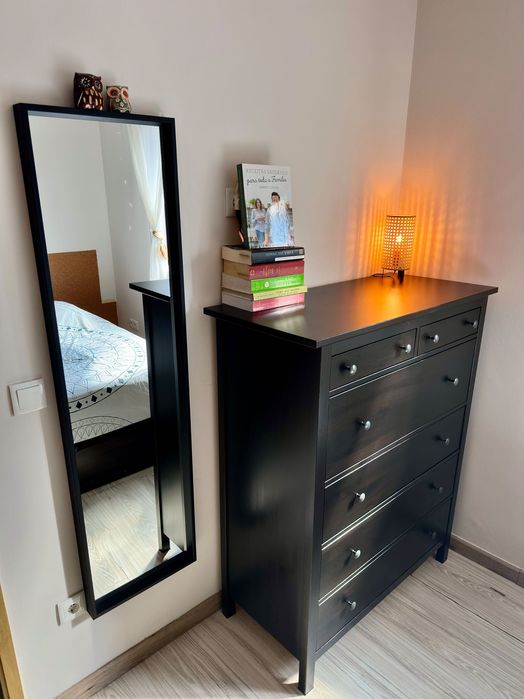 Cómoda HEMNES IKEA 6 Gavetas – Preto/Castanho (Edição/Cor Descontinuada) – Como Nova