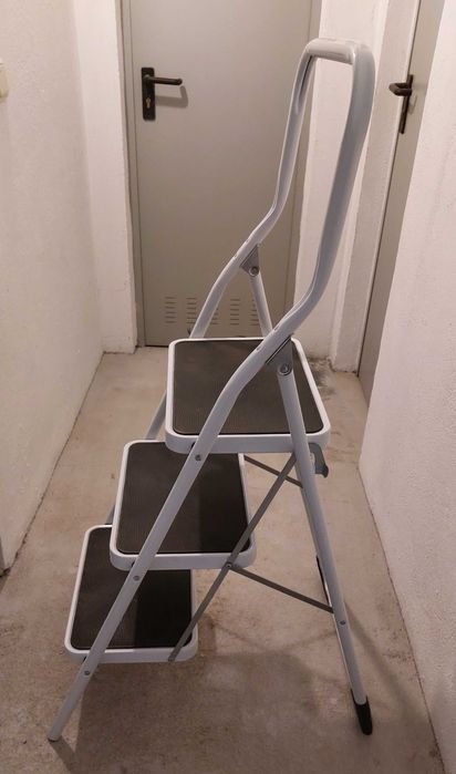Escadote Dobrável Aço 3 Degraus NOVO