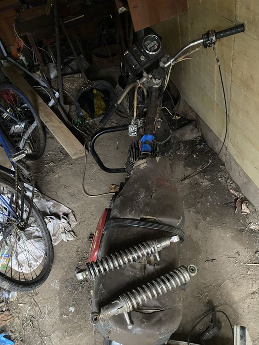 Продам иж планета 4