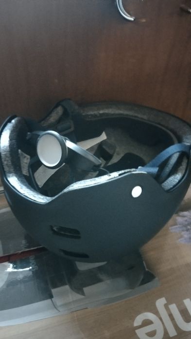 Kask dziecięcy regulowany