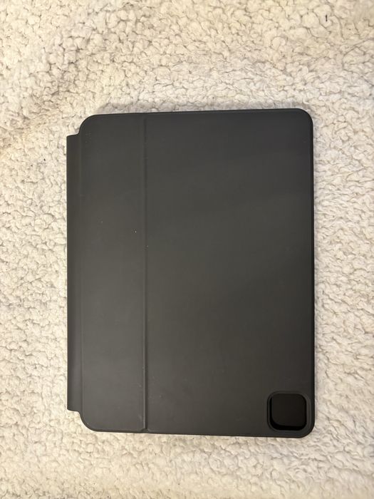 Capa com teclado para iPad Air e pro