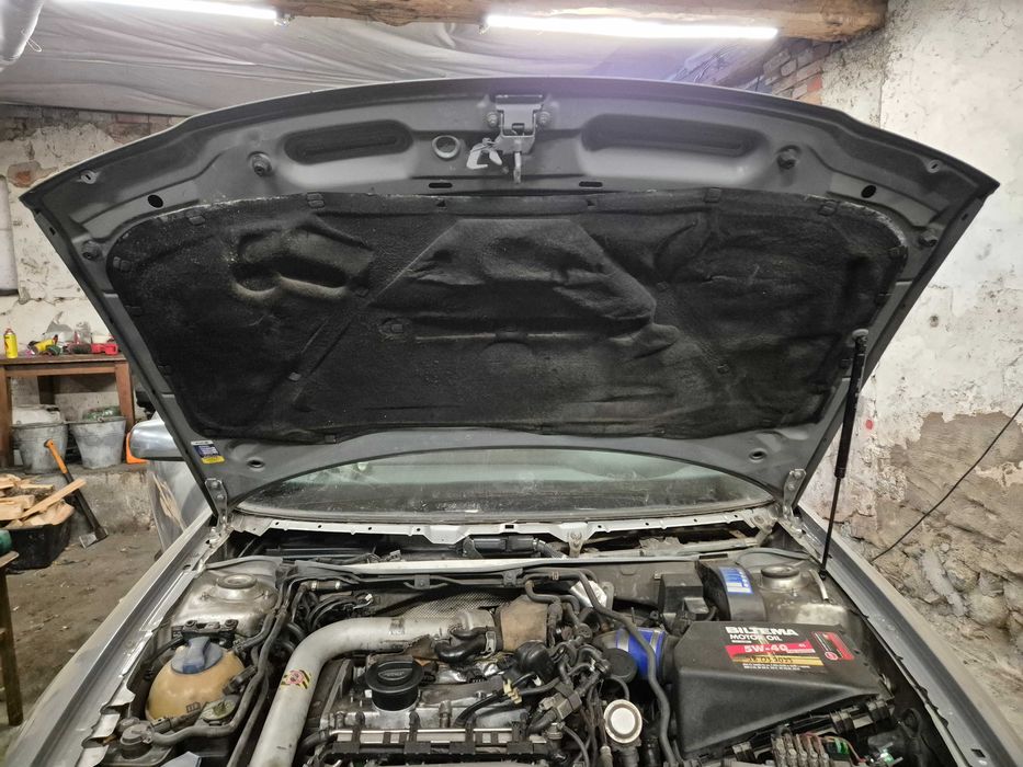 S3 8l ly7c maska przód przednia maska audi s3 8l