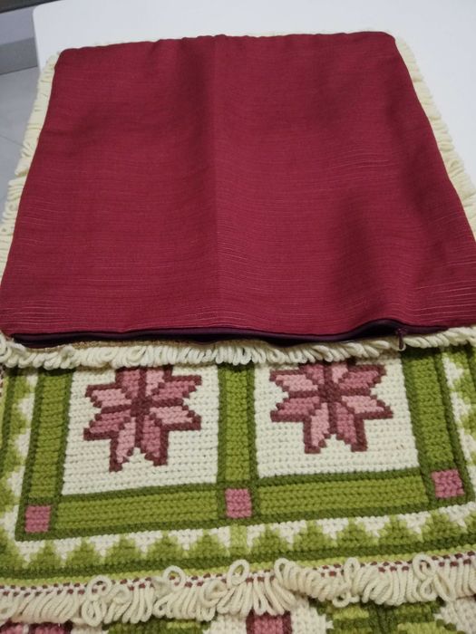 Almofadas em arraiolos novas