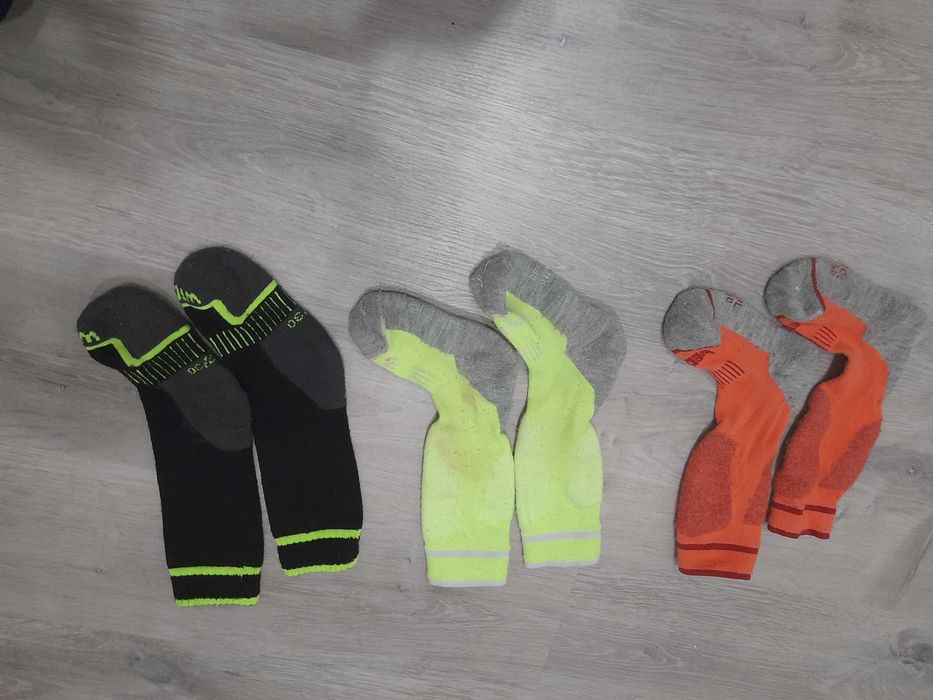VENDO 3 Meias criança de ski ou snowboard - Só 10 eur