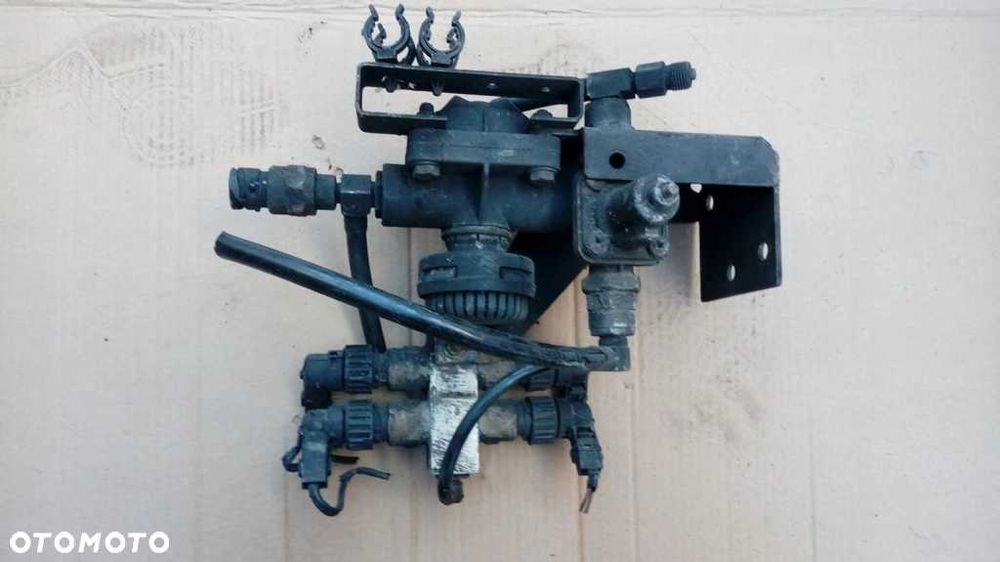 Zawór Mercedes Vario Voss 614, 615, 814, 815 wabco