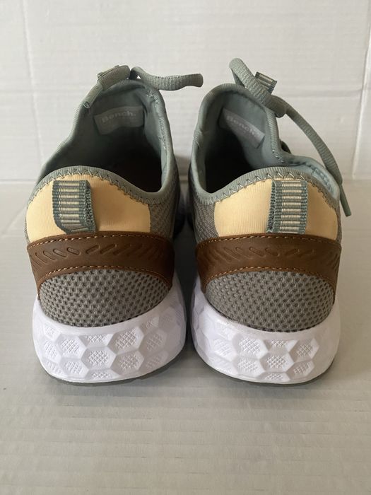 Продам кросівки Bench