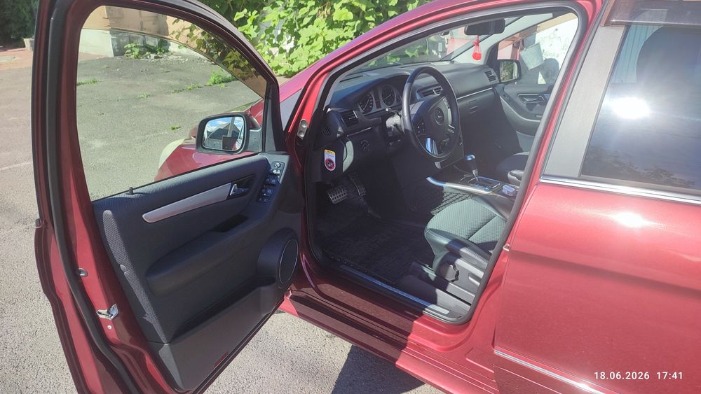 Продається mercedes  B180