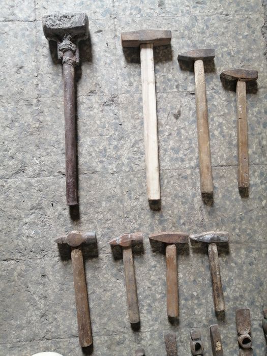 Продам молотки різні