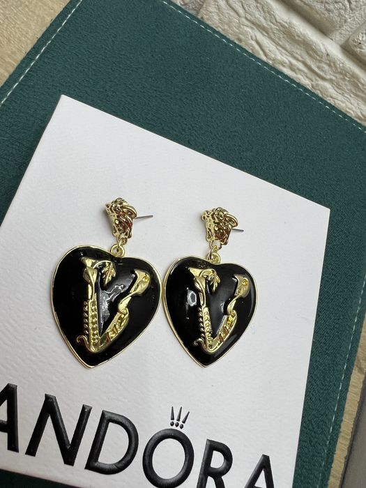 Nowe luksusowe kolczyki w kształcie serca