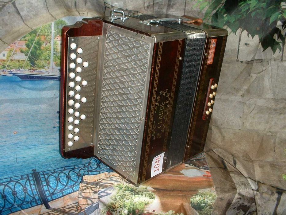 Concertina Avenda N .1046