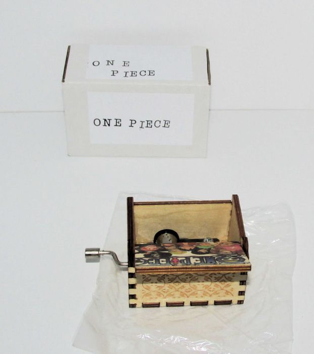 Caixa de Musica "One Piece"