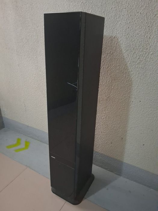 Torre/ Móvel para 50 CD’s e DVD’s - SKYDISC