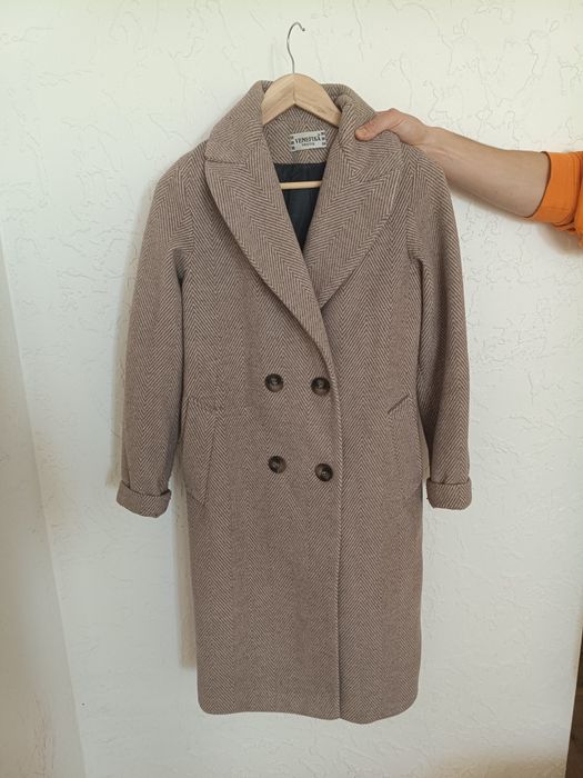 Пальто жіноче розмір S