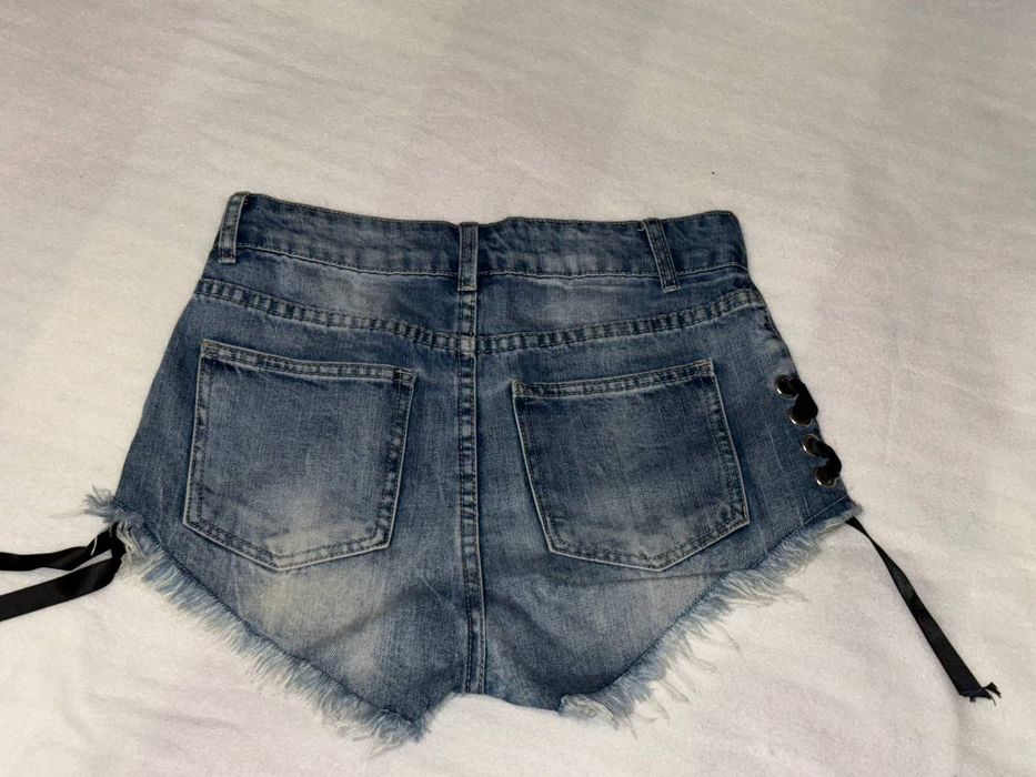 Джинсові шорти розмір S