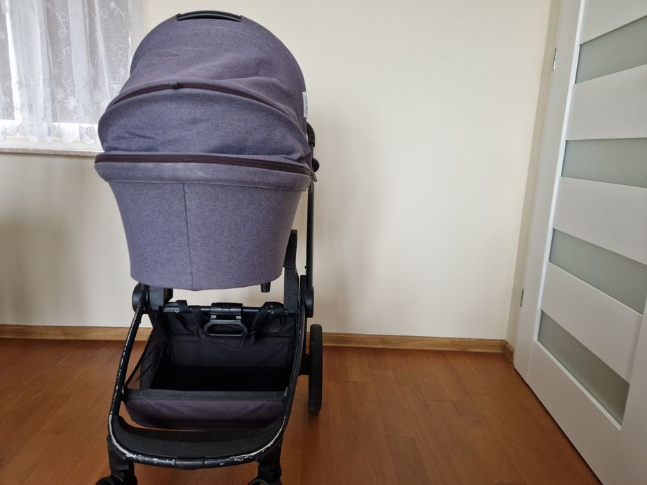 Wózek Muuvo 2.0 Quick  - gondola + spacerówka