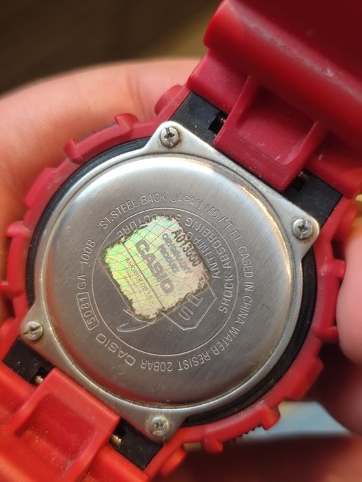 Zegarek g-shock czerwony
