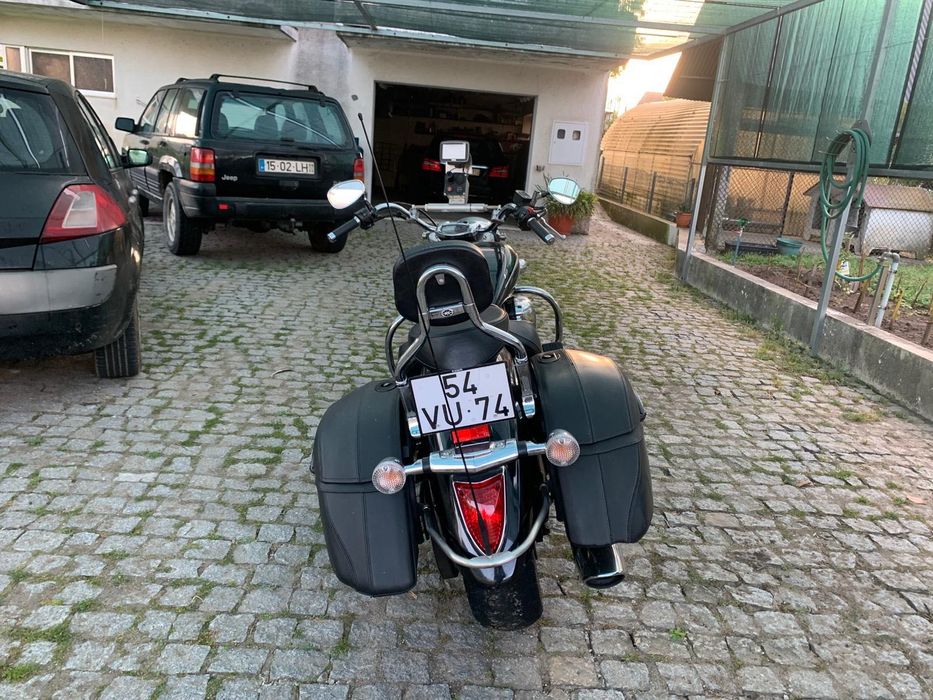 Yamaha XVS 1300 Midnight Star - 11.000 Km com extras