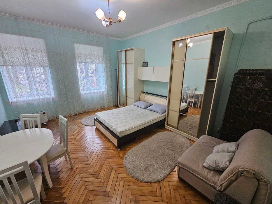 Продаж 1 кім. кв. центр, польський буд.**