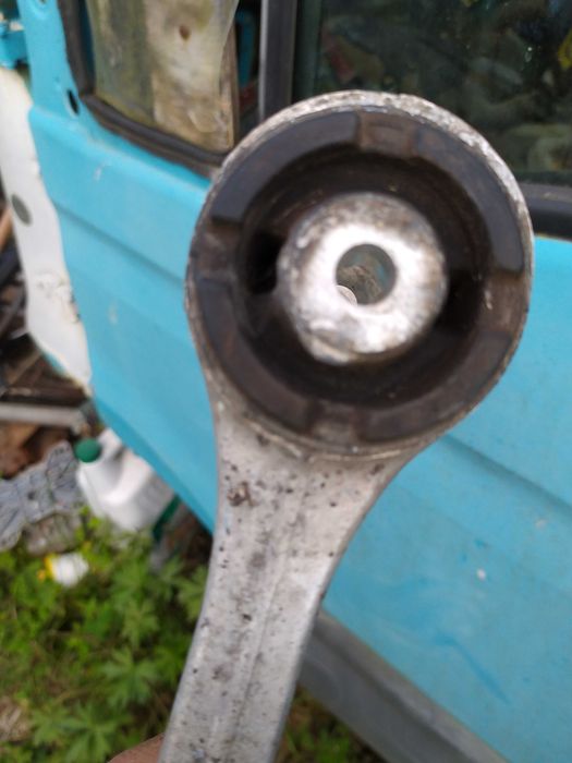 Рычаг подвески Мерседес 221 левый