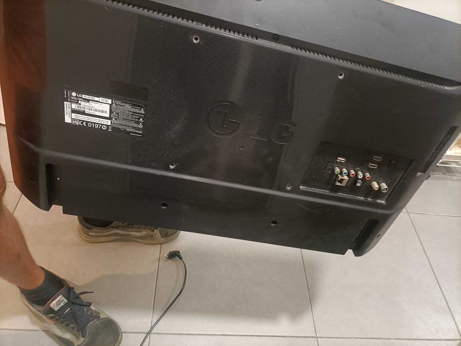 TV LG para peças