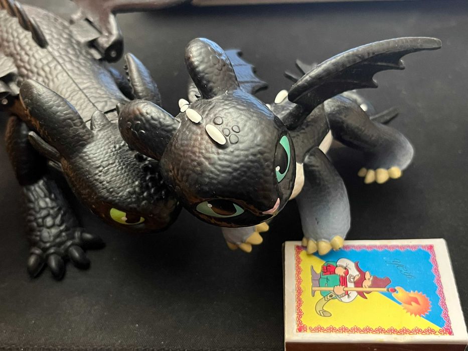 большой Детеныш Беззубика как приручить дракона, як приборкати дракона