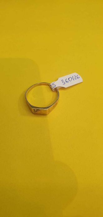 Sygnet złoty 14 k /585/ 2,84 g. R 27 - Madej Gorlice Mickiewicza -