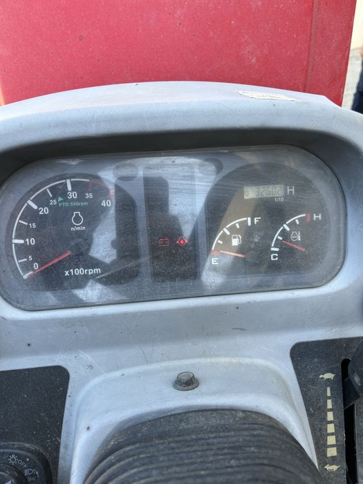 Vendo Trator TYM T303