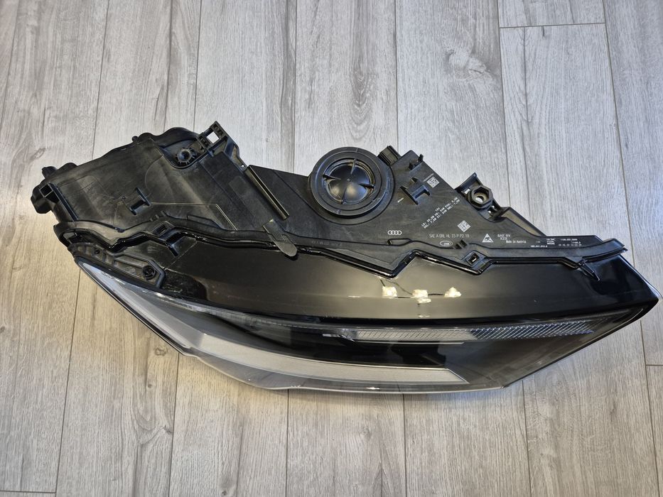 Фара права Audi Q7 4M 2021-2024 USA