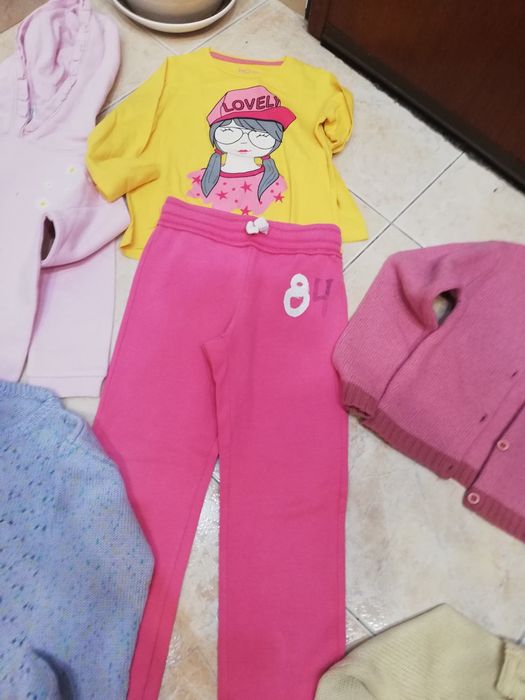 Roupa de 6 anos bom estado desde