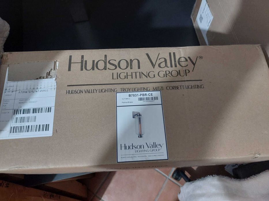 Hudson Valley Lighting. NOVO - ATWATER B7031-PBR-CE Luminária
