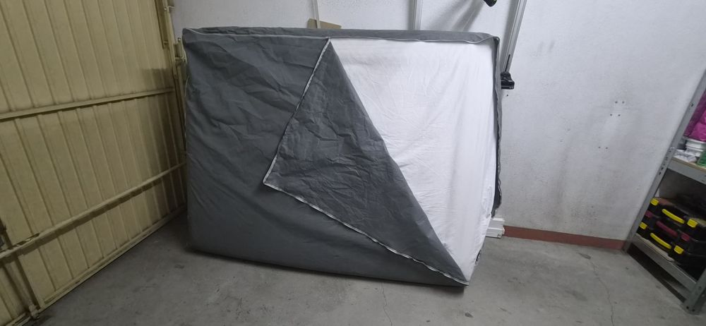 Colchão 1,6m x 2m em bom estado
