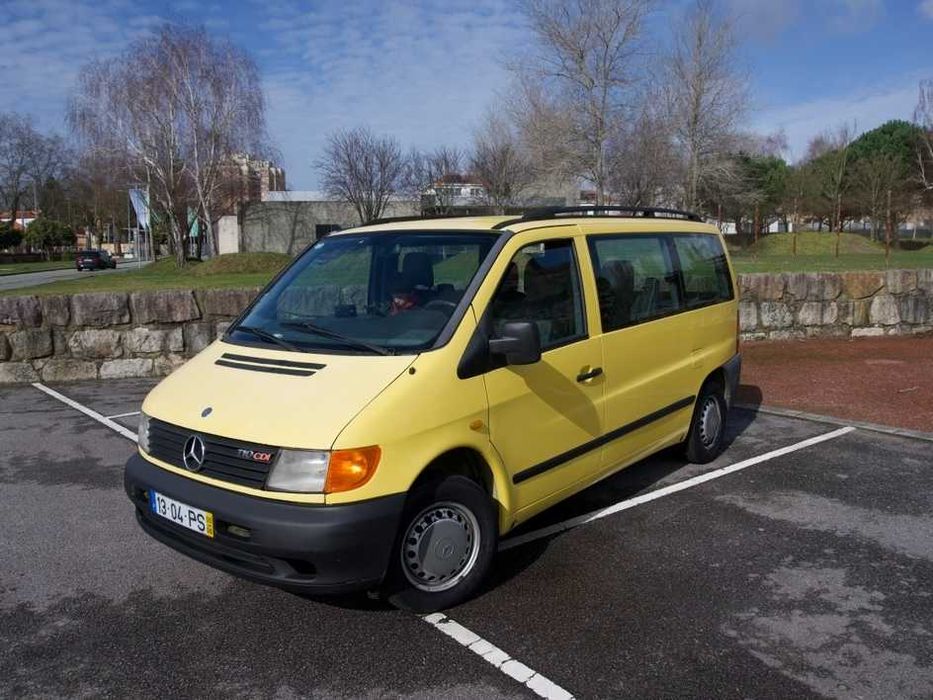Mercedes Vito Camper Van / Surf Van – Cama – Pronta para Viagens