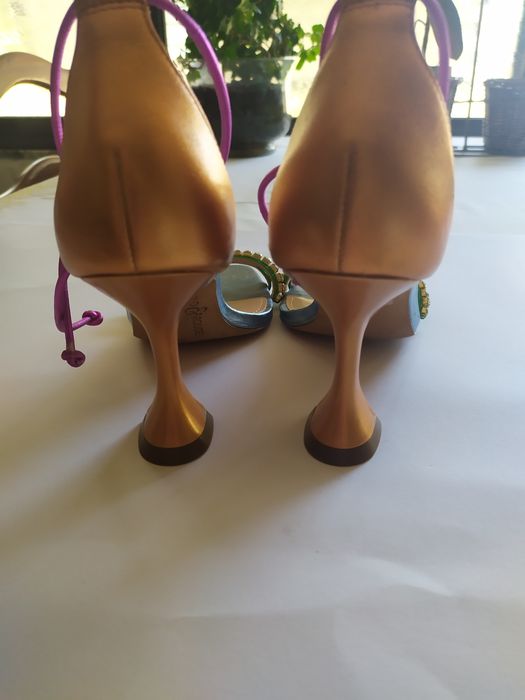 Sandálias Gold&rouge by Mariana Machado