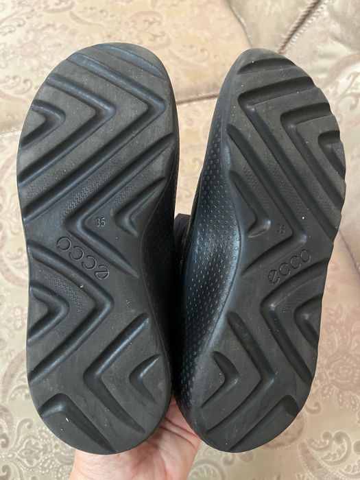 Ecco зимові чоботи 35 р.