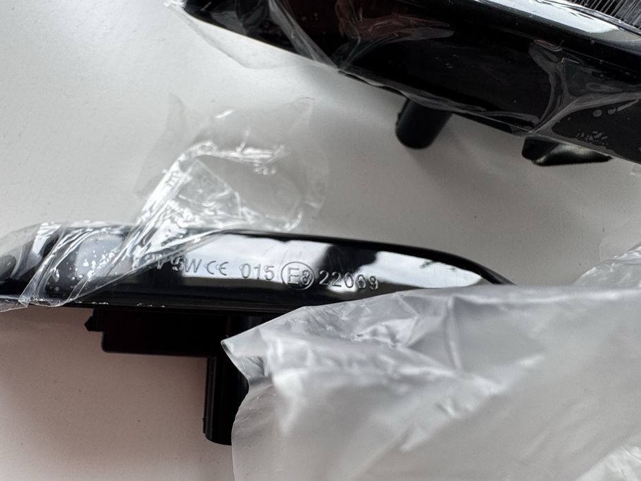 Kierunkowskazy Migacze Dynamic Clear & Dynamic Smoked LED BMW E92 E90 E60 E46 E87 X3 X1