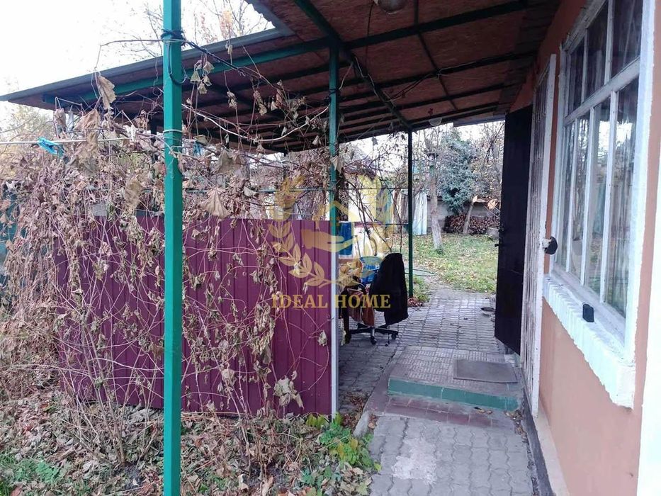 Продам дачний будинок в с.Бабинці