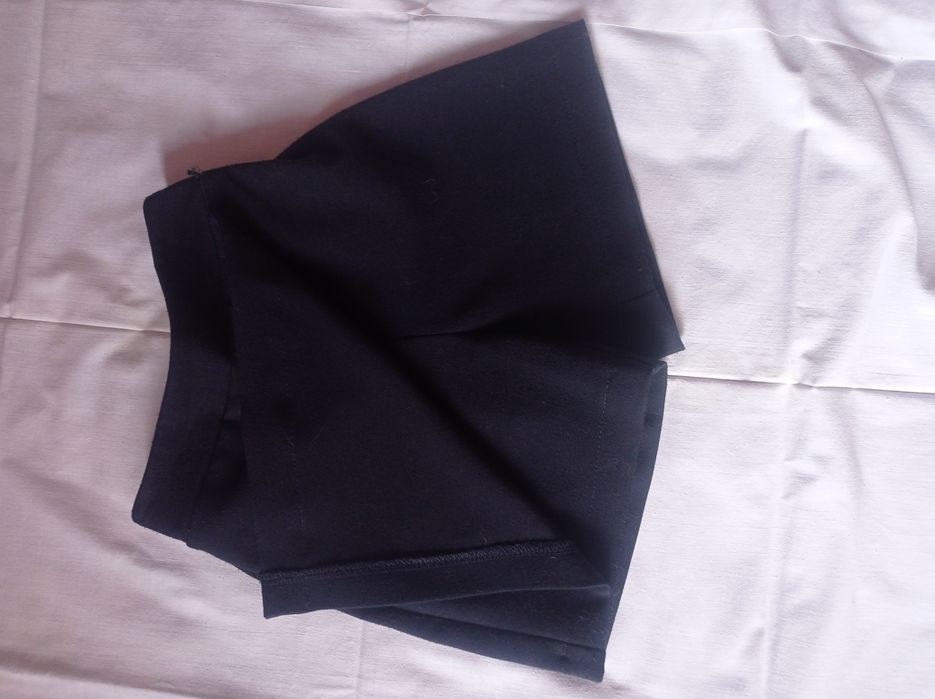 Школьная одежда для девочки.