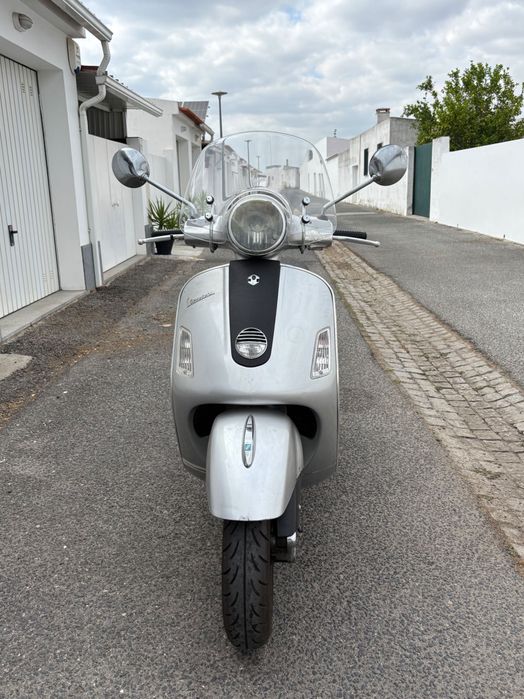Vespa GTS 250ie 2008