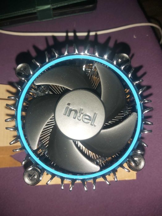 Intel core i5 12400F wentylator z radiatorem