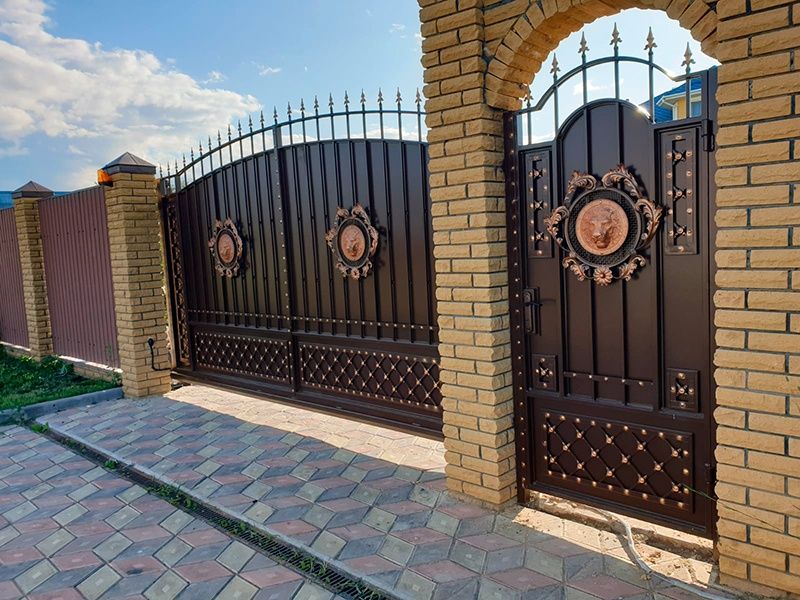 Wyroby kute ogrodzenia