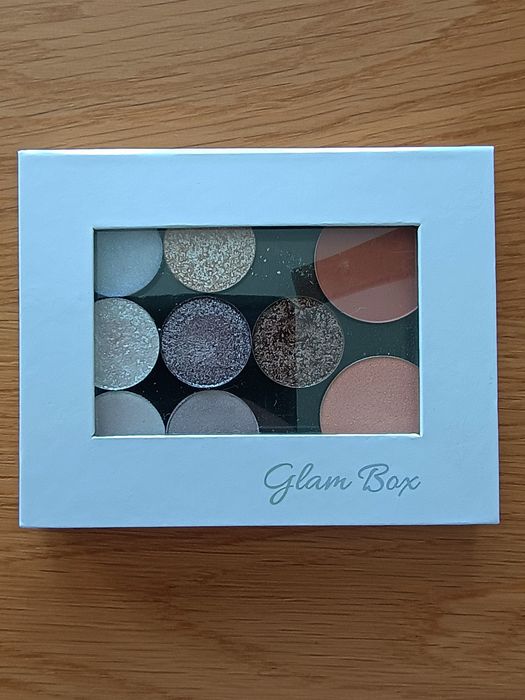 Paletka magnetyczna z mixem cieni Glam Shop + rozświetlacz, róż