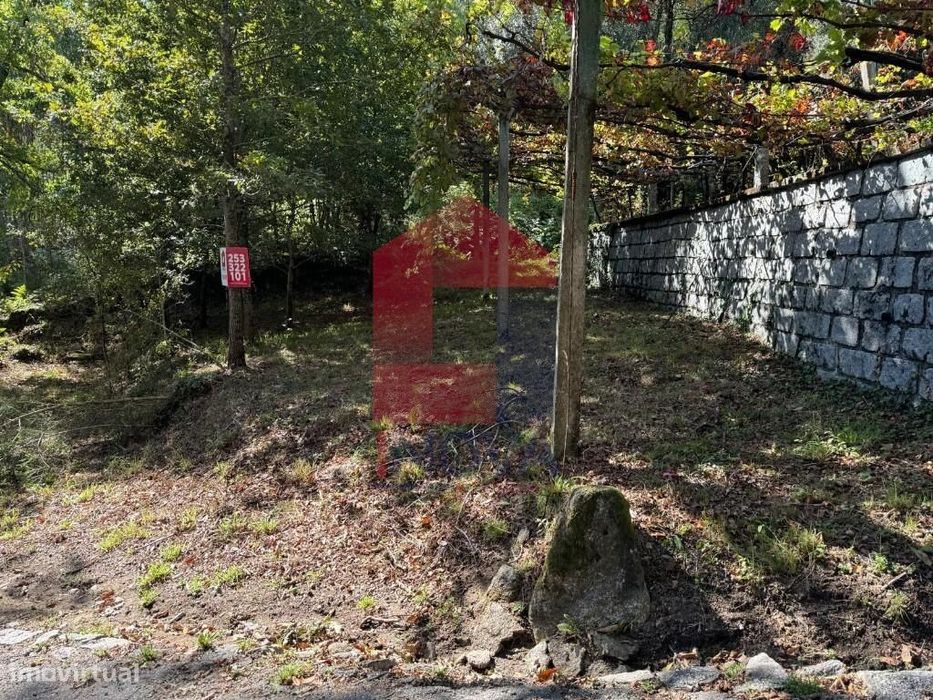 Terreno para construção, Mós