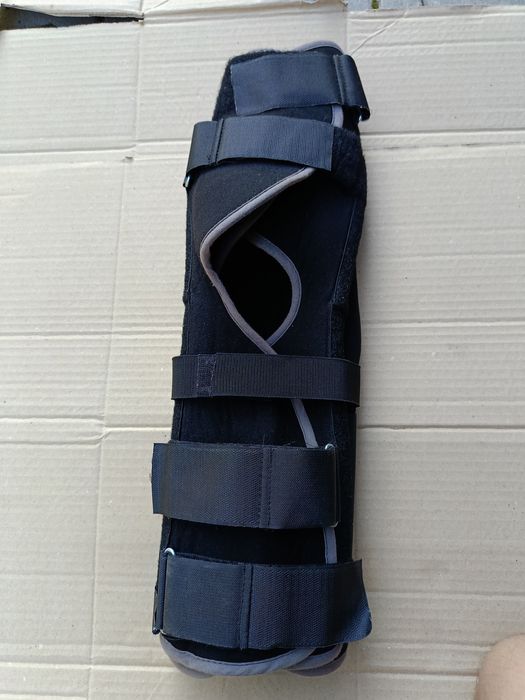 Orteza / stabilizator kolana 50 cm   

Na spr