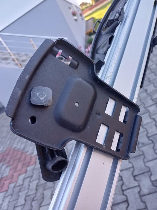 Bagażnik rowerowy dachowy, uchwyt rowerowy Thule ProRide 591