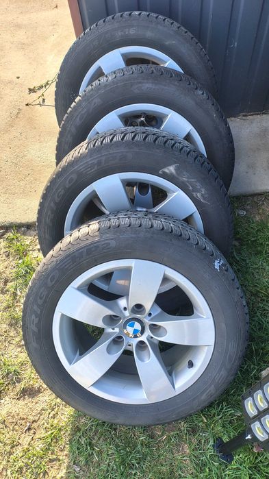 BMW 525i manual benzyna