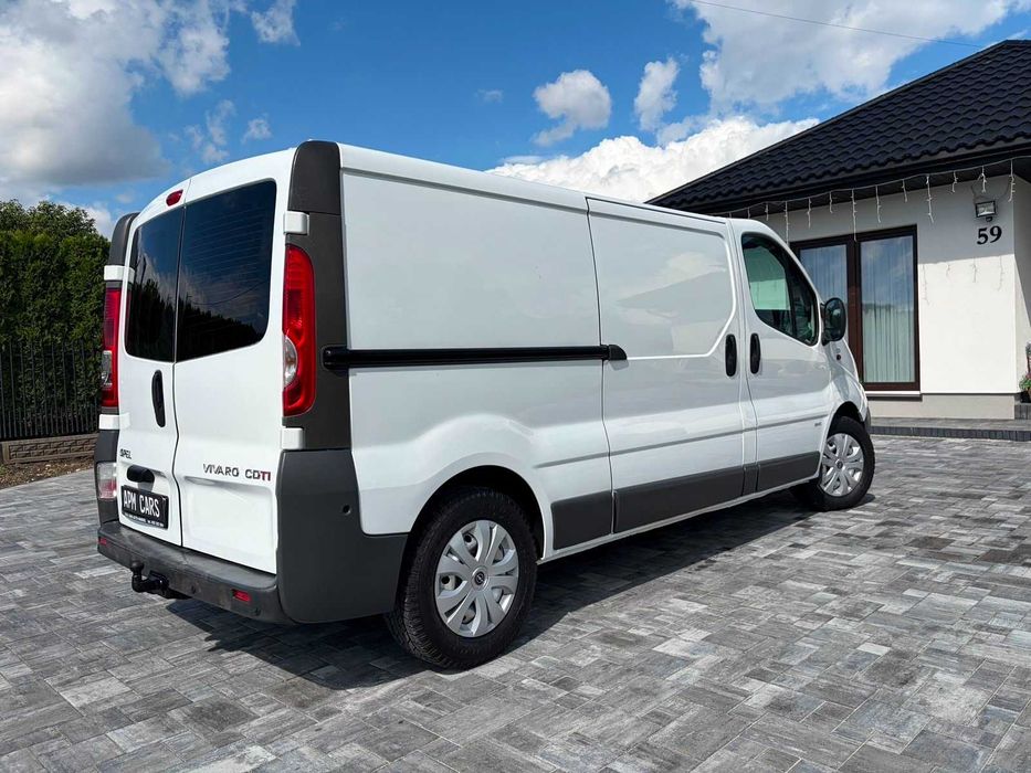 Opel Vivaro / Long / Klima/Lift
